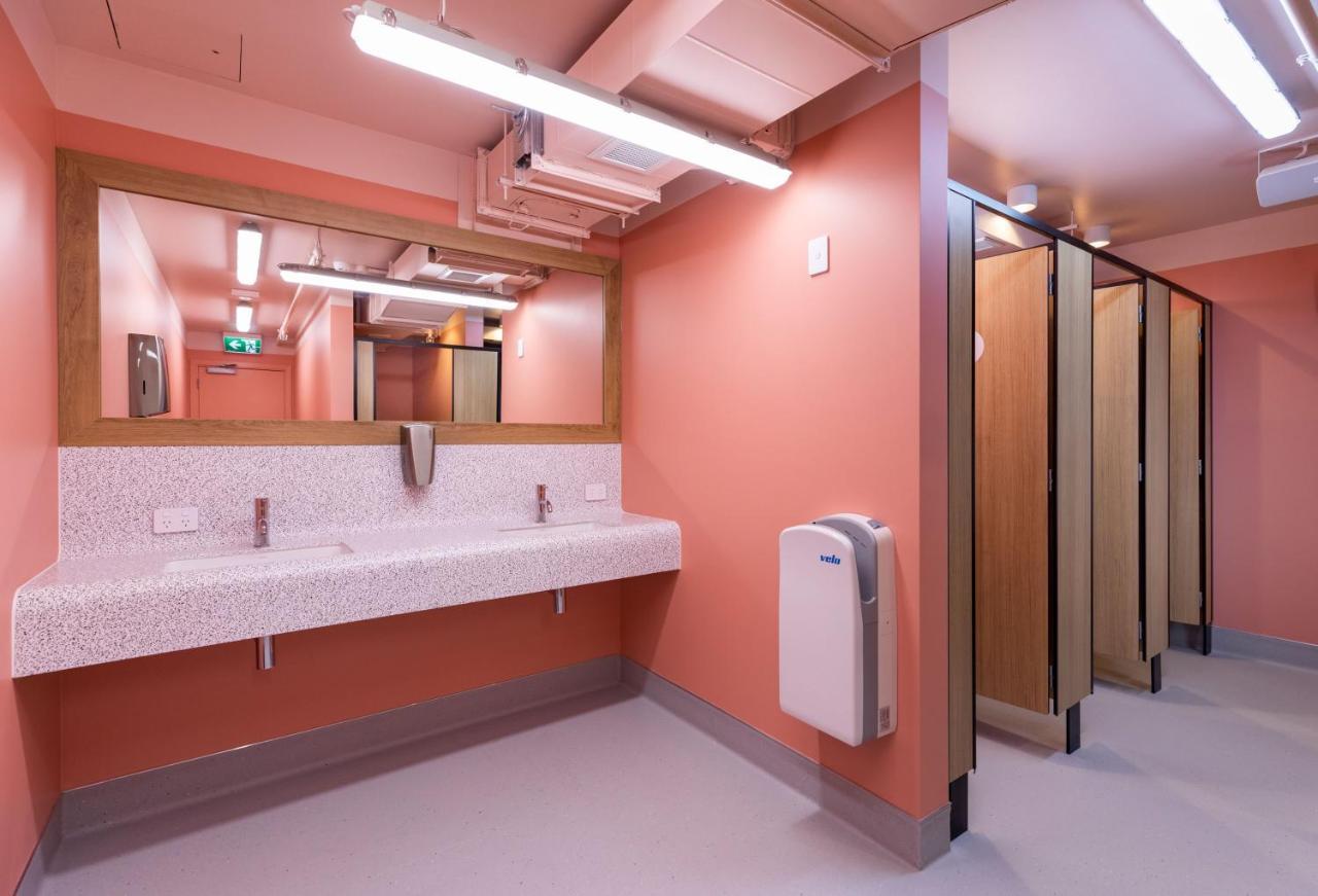 Lylo Auckland Hotel 객실 사진 The new toilet block