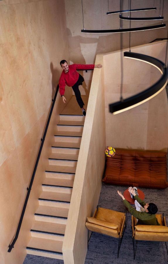 Lylo Auckland Hotel 외부 사진 The staircase